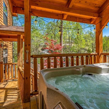 Permanent Vacation-Private Honeymoon Cabin With Hot Tub Sevierville Exterior foto
